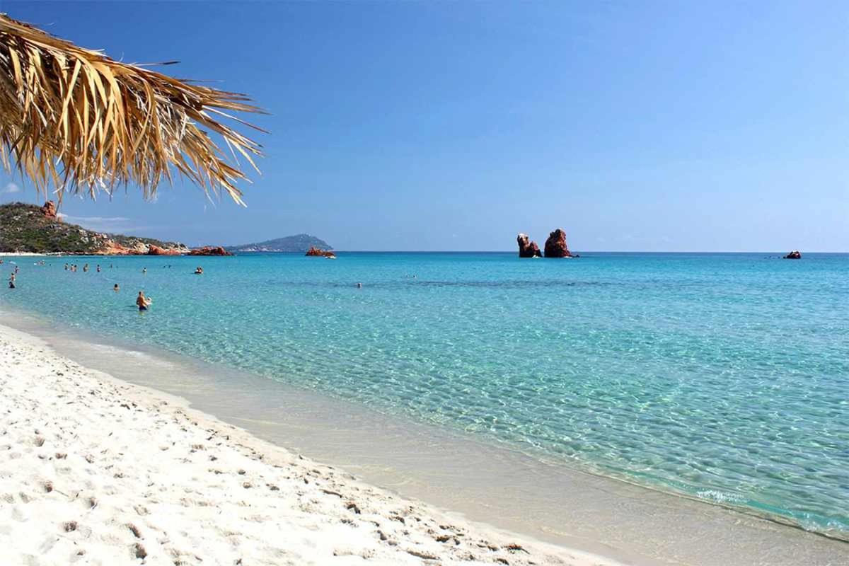 토르톨리 Sa Domu De Orri Al Mare 빌라 외부 사진